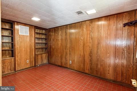 7510 Long Pine Dr, Springfield, VA 22151 photo 27