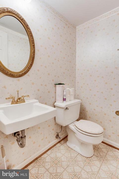 8601 Brook Rd, Mclean, VA 22102 photo 26