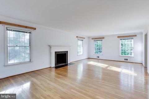 8601 Brook Rd, Mclean, VA 22102 photo 4
