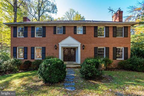 8601 Brook Rd, Mclean, VA 22102 photo 1
