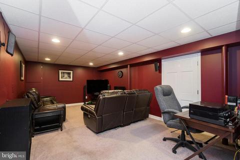 8526 Parliament Dr, Springfield, VA 22151 photo 28