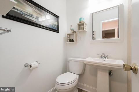 8526 Parliament Dr, Springfield, VA 22151 photo 27