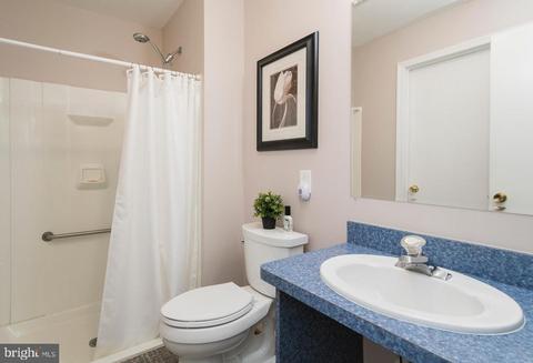 8526 Parliament Dr, Springfield, VA 22151 photo 15