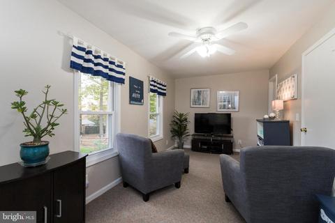 8526 Parliament Dr, Springfield, VA 22151 photo 13