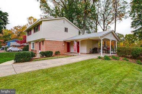 8526 Parliament Dr, Springfield, VA 22151 photo 2