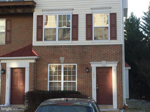 2490 Quick St #101, Herndon, VA 20171 photo 1