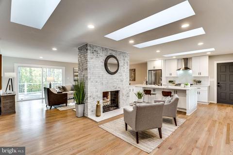 12113 Stirrup Rd, Reston, VA 20191 photo 9