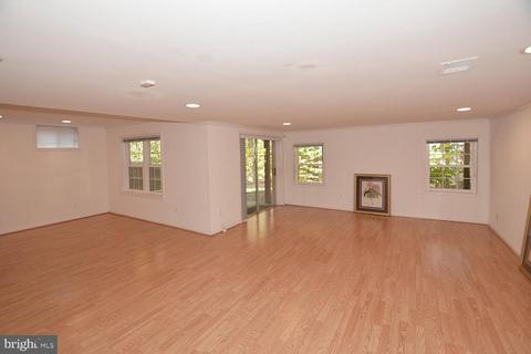6504 Heather Brook Ct, Mclean, VA 22101 photo 38