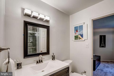 1044 Rector Ln, Mclean, VA 22102 photo 39
