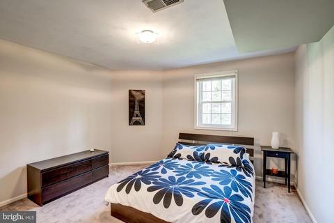 1044 Rector Ln, Mclean, VA 22102 photo 38