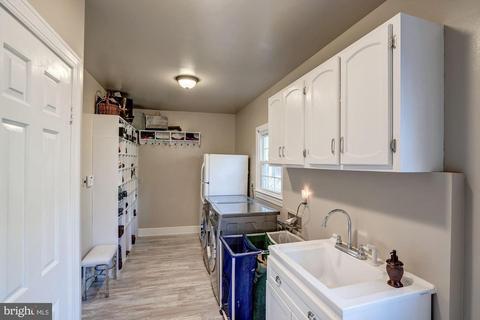 1044 Rector Ln, Mclean, VA 22102 photo 20