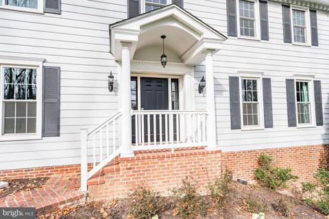 1044 Rector Ln, Mclean, VA 22102 photo 2