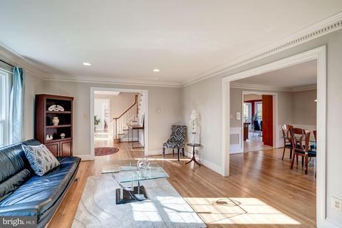 1044 Rector Ln, Mclean, VA 22102 photo 6