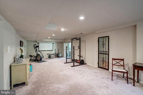 1044 Rector Ln, Mclean, VA 22102 photo 42