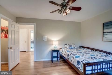 1044 Rector Ln, Mclean, VA 22102 photo 31