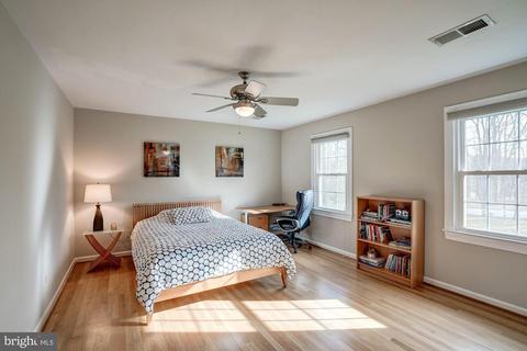 1044 Rector Ln, Mclean, VA 22102 photo 29