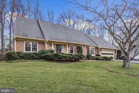 807 Ridge Dr, Mclean, VA 22101 photo 1