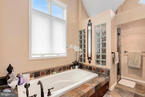 2045 Beacon Pl, Reston, VA 20191 photo 32
