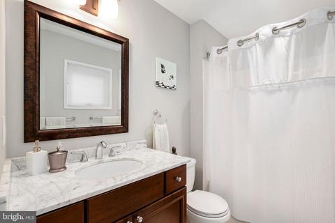 2045 Beacon Pl, Reston, VA 20191 photo 45