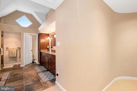 2045 Beacon Pl, Reston, VA 20191 photo 38