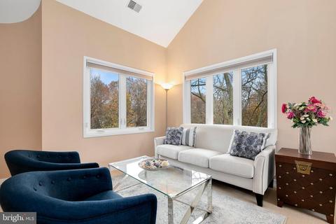 2045 Beacon Pl, Reston, VA 20191 photo 27