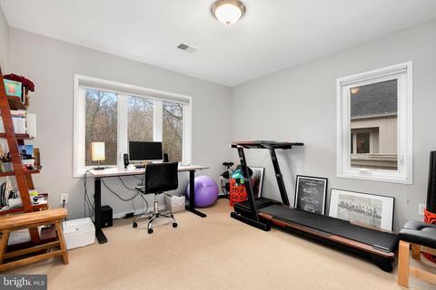 2045 Beacon Pl, Reston, VA 20191 photo 48