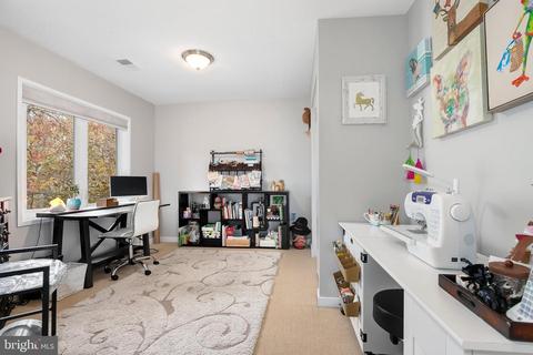 2045 Beacon Pl, Reston, VA 20191 photo 46
