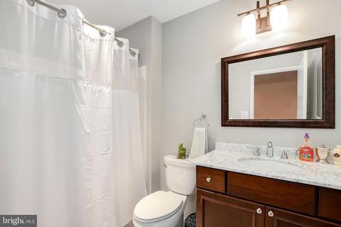 2045 Beacon Pl, Reston, VA 20191 photo 44