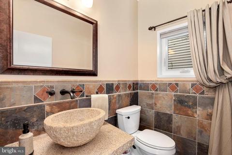 2045 Beacon Pl, Reston, VA 20191 photo 22