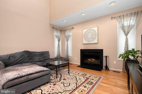 2045 Beacon Pl, Reston, VA 20191 photo 20