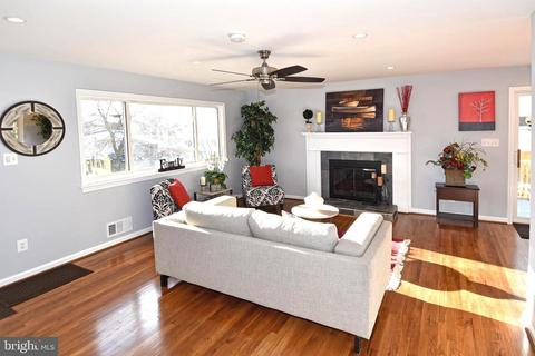 6021 Trailside Dr, Springfield, VA 22150 photo 5