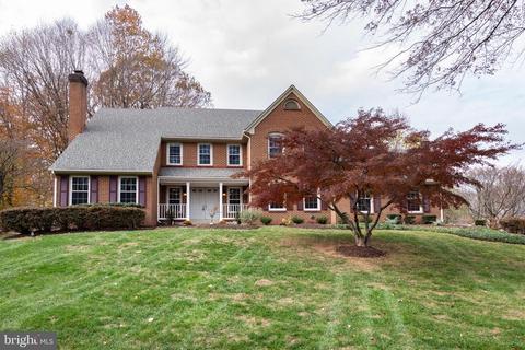 6501 Heather Brook Ct, Mclean, VA 22101 photo 3