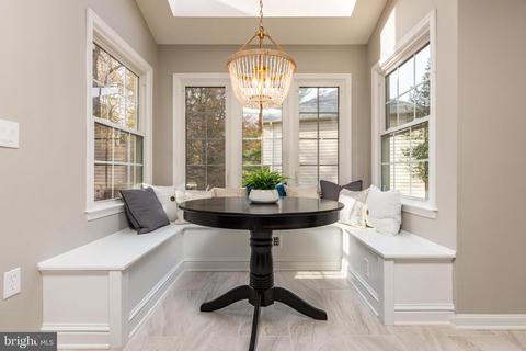 6501 Heather Brook Ct, Mclean, VA 22101 photo 12