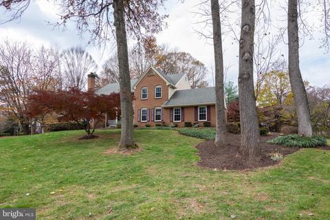 6501 Heather Brook Ct, Mclean, VA 22101 photo 4