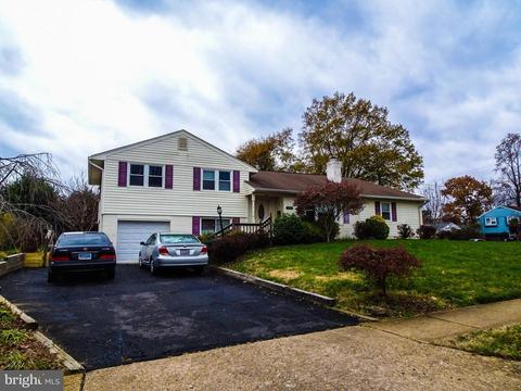 6821 Front Royal Rd, Springfield, VA 22151 photo 3