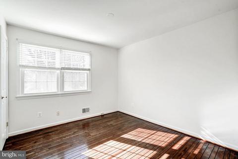 7915 Foxhound Rd, Mclean, VA 22102 photo 14