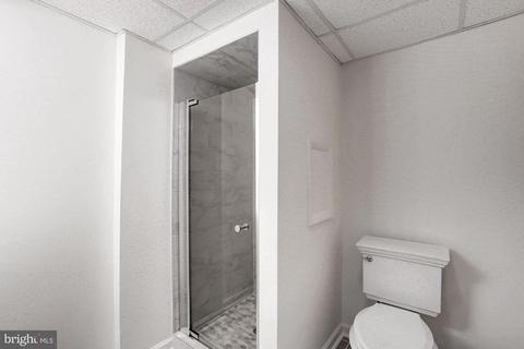 7915 Foxhound Rd, Mclean, VA 22102 photo 16