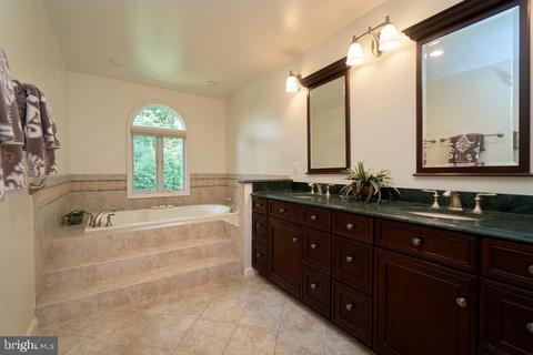 7922 Falstaff Rd, Mclean, VA 22102 photo 15