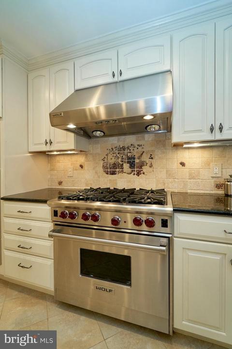 7922 Falstaff Rd, Mclean, VA 22102 photo 4