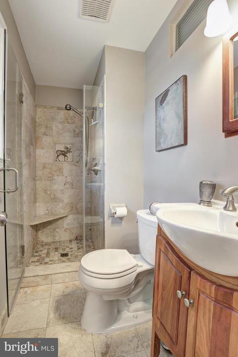 7509 Hamlet St, Springfield, VA 22151 photo 33