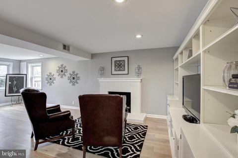 7509 Hamlet St, Springfield, VA 22151 photo 15