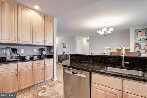 7509 Hamlet St, Springfield, VA 22151 photo 30