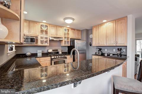 7509 Hamlet St, Springfield, VA 22151 photo 27