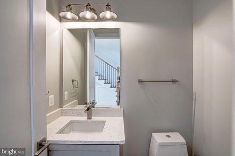 6618 Tucker Ave, Mclean, VA 22101 photo 6