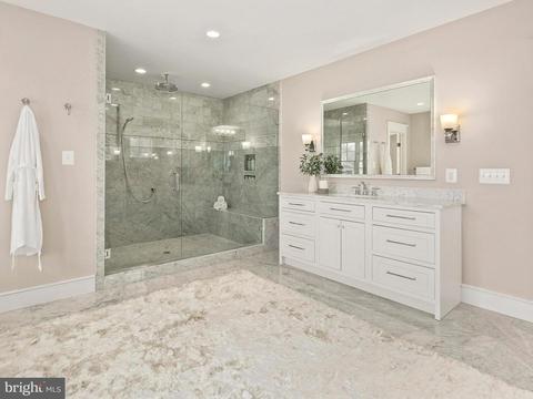 6805 Dillon Ave, Mclean, VA 22101 photo 32