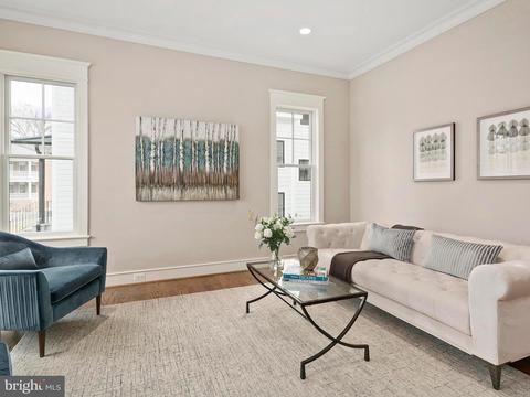 6805 Dillon Ave, Mclean, VA 22101 photo 4