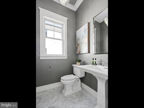 6805 Dillon Ave, Mclean, VA 22101 photo 23