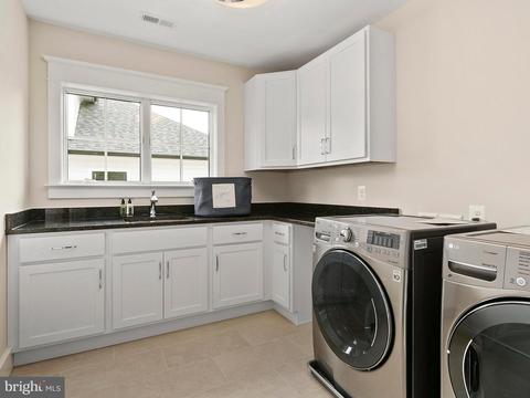 6805 Dillon Ave, Mclean, VA 22101 photo 40