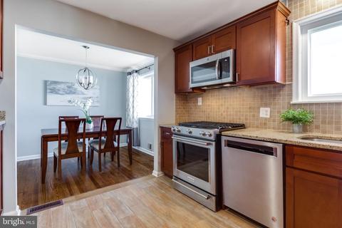 6830 Lois Dr, Springfield, VA 22150 photo 15