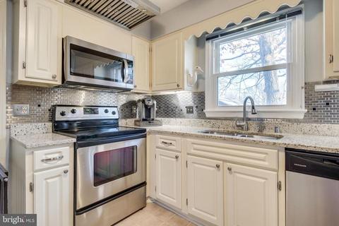 7917 Narcissus Ct, Springfield, VA 22152 photo 29